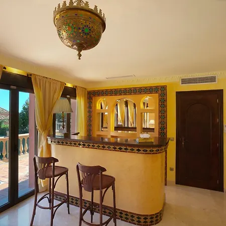 La Perla Blanca Villa *