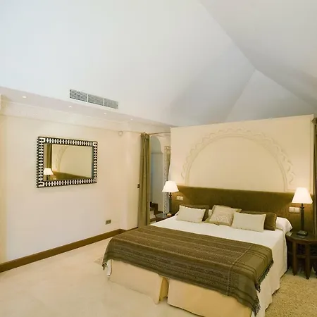 Villa La Perla Blanca Marbella
