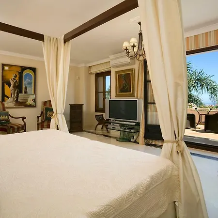La Perla Blanca Villa Marbella
